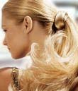 Wie entfernen Sie Gelb aus den Haaren?
