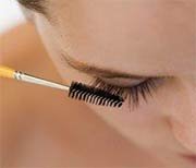 häusliche Pflege für Wimpern